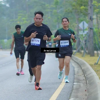Runner Photo 8160632