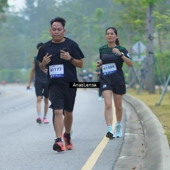 Runner Photo 8160638