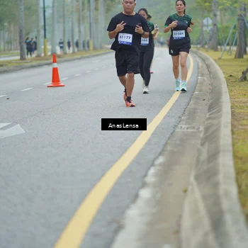 Runner Photo 8160649