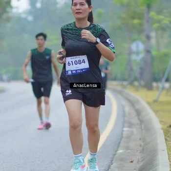 Runner Photo 8160650