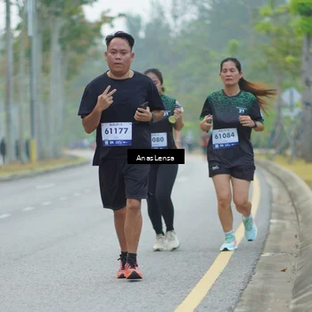 Runner Photo 8160652