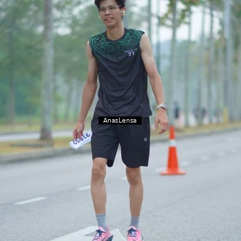 Runner Photo 8160690