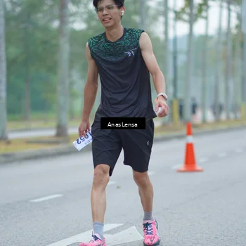 Runner Photo 8160696