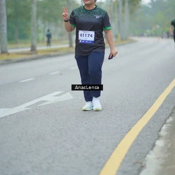 Runner Photo 8160705