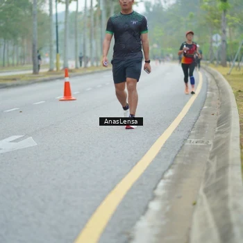 Runner Photo 8160765