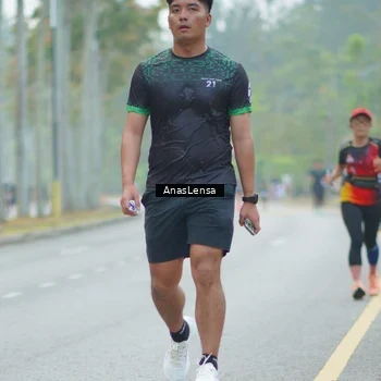 Runner Photo 8160770