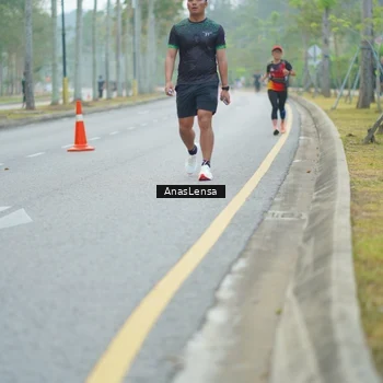 Runner Photo 8160775