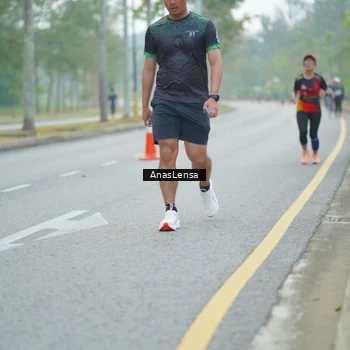 Runner Photo 8160780