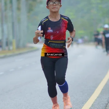 Runner Photo 8160789