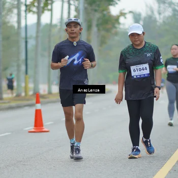 Runner Photo 8160823