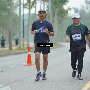 Runner Photo 8160826