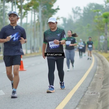 Runner Photo 8160827
