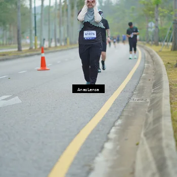 Runner Photo 8160909