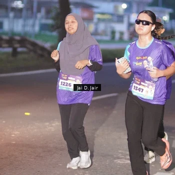 Runner Photo 8160953