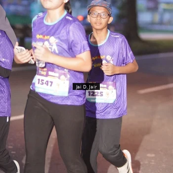 Runner Photo 8160954