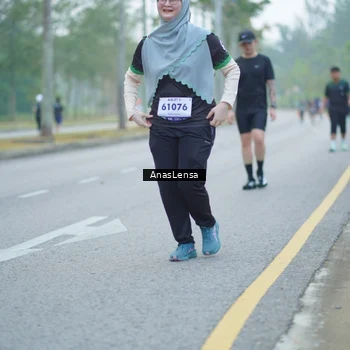Runner Photo 8160956