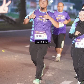 Runner Photo 8161050