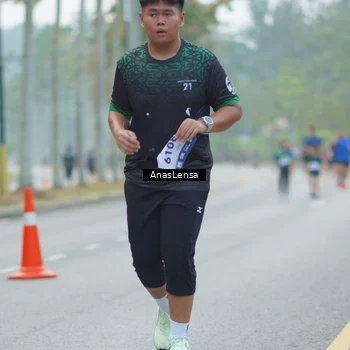Runner Photo 8161085