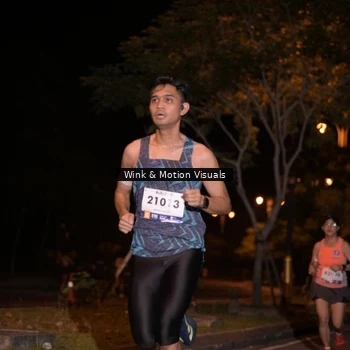 Runner Photo 8161131