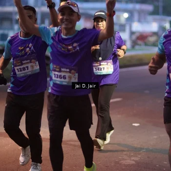 Runner Photo 8161132