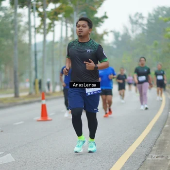 Runner Photo 8161163