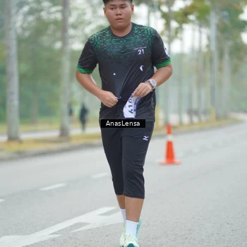 Runner Photo 8161165