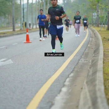 Runner Photo 8161173