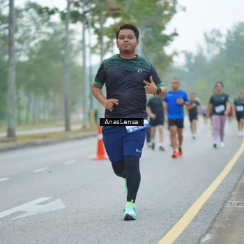 Runner Photo 8161204