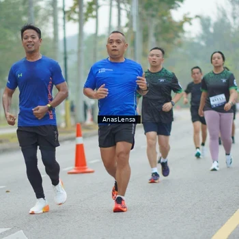 Runner Photo 8161205