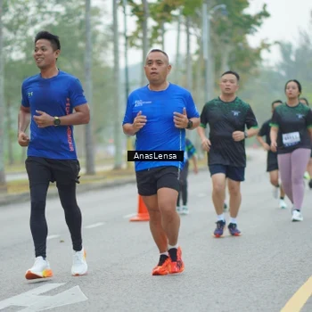Runner Photo 8161207