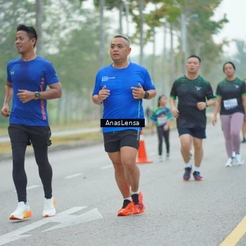 Runner Photo 8161220