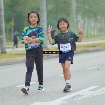 Runner Photo 8161304