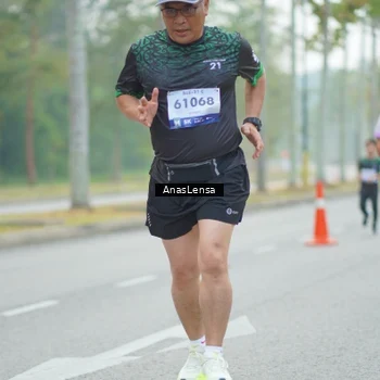 Runner Photo 8161605