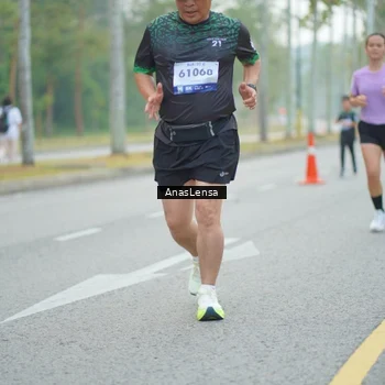 Runner Photo 8161629