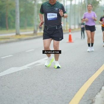 Runner Photo 8161634