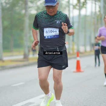 Runner Photo 8161635