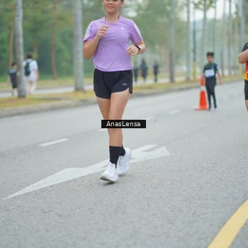 Runner Photo 8161653