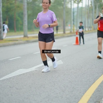 Runner Photo 8161655