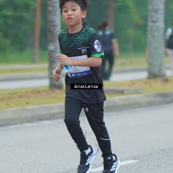 Runner Photo 8161752