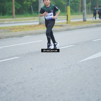 Runner Photo 8161756