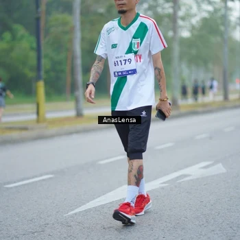Runner Photo 8161851