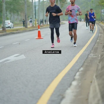 Runner Photo 8161900