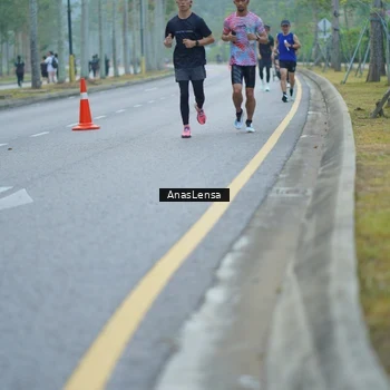 Runner Photo 8161902