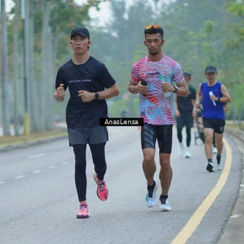 Runner Photo 8161903