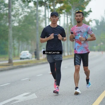 Runner Photo 8161922