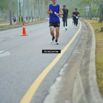 Runner Photo 8161949