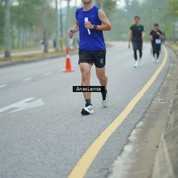 Runner Photo 8161990