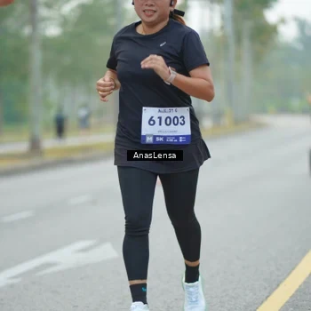 Runner Photo 8162075