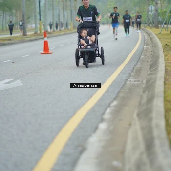Runner Photo 8162088