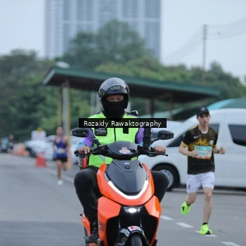Runner Photo 8162163
